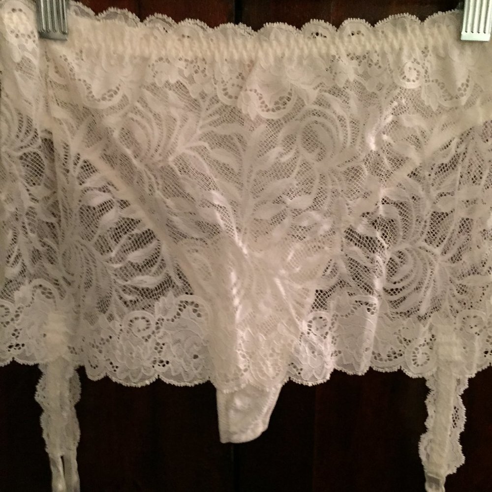 Vintage Victoria's Secret Garter Belt